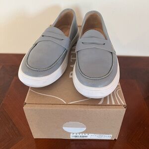 Portland Leather Goods Patina Boardwalk Glacier Penny Loafers 8 Slip On Flats